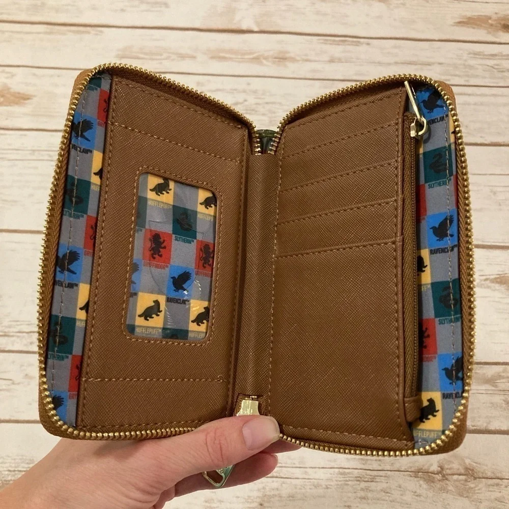 Loungefly Harry Potter Golden Snitch Zip Around Loungefly Wallet